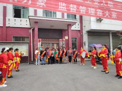 通城县沙堆镇：开展“最美清洁户”评比活动，助力乡村人居环境整治