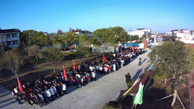 通城县大坪乡双龙中学冬运会：践行五育并举，燃动青春活力