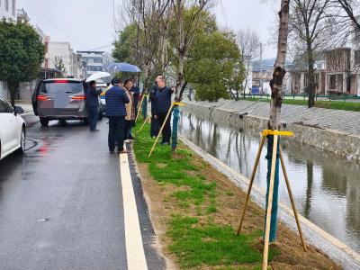咸宁市发改委联合咸宁日报来通城县北港镇沉山村调研以工代赈“村民自建”模式