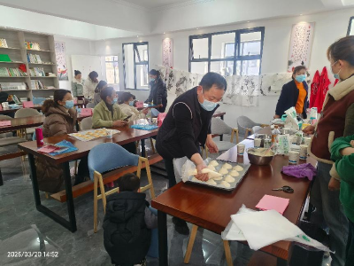 通城县隽水镇湘汉社区开展制作蛋糕职业培训