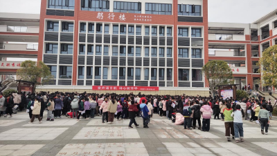 童声诵古韵 诗心绽芳华丨通城县第二小学举行第九届背诗大赛
