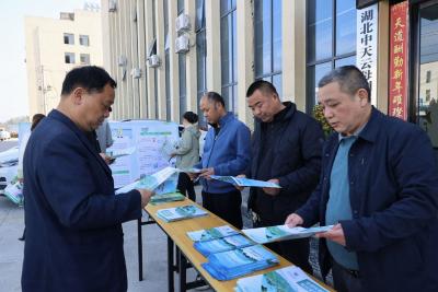通城县水利和湖泊局：节水宣传进企业 凝心聚力促发展
