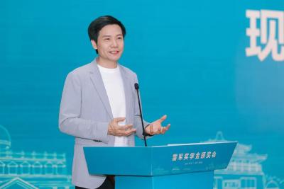 雷军，为何在湖北干这件大事？