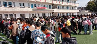 通城县石南镇开展结核病防治知识进校园活动