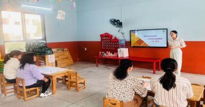 通城县大坪乡下畈完小幼儿园：“语”你同行 “阅”见成长