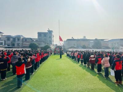 弘扬雷锋精神，争做时代先锋丨通城县各校少工委开展“学雷锋”主题系列活动