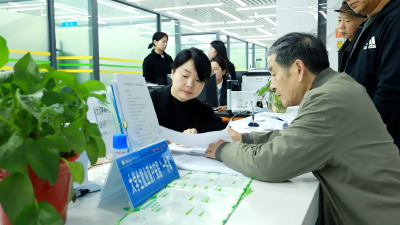 【干部素质提升年】通城县人社局：“一把手”亲自办 推动服务质效再升级