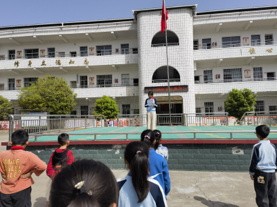 通城县塘湖镇荻田完小：共筑安全防线 守护校园成长