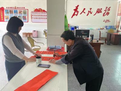 通城县沙堆镇沙堆村新时代文明实践站开展文明祭祀宣传活动