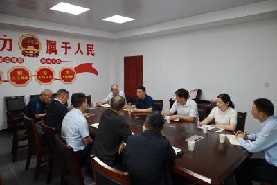 边现龙来通城调研指导乡村振兴工作