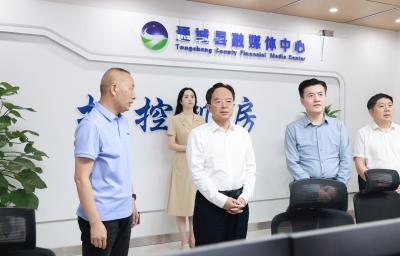 黄建平到县融媒体中心调研时强调：把牢政治方向 唱响主旋律 传播正能量