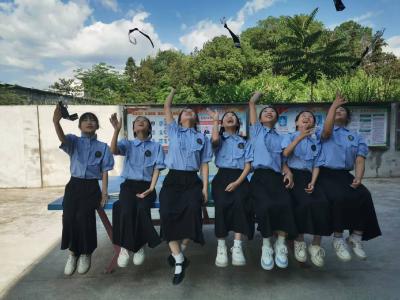 定格时光 感恩前行丨通城县沙堆镇天灯岭小学拍摄毕业纪念照