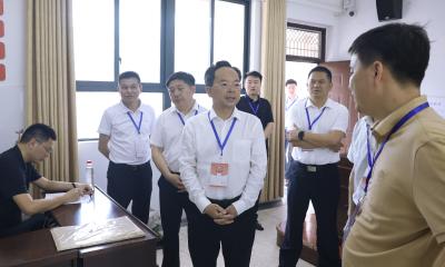 黄建平检查高考考务工作时强调：以极端负责的态度做好服务保障 确保高考安全顺畅平稳有序