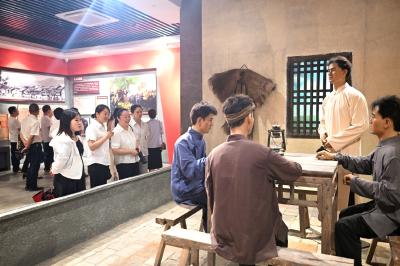 通城：开展红色教育 传承革命精神