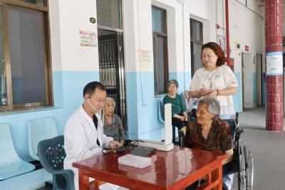 通城普慈养老托幼院：打造贴心养老服务 守护健康幸福晚年