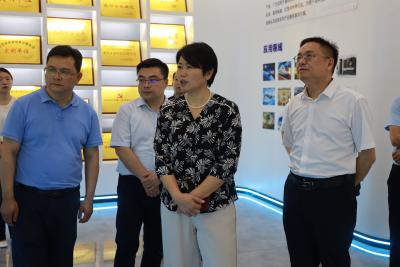谭海华来通城调研非公企业党建工作