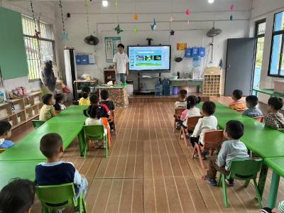 【我们的节日·端午】通城县马港镇九岭幼儿园：开展“庆六一 迎端午”活动