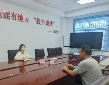 “干部素质提升年”进行时丨居民微信群炸出欢呼：“再不用半夜存水了！”