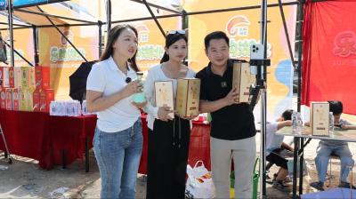 【聚焦黄龙山帐篷嘉年华】通城：打卡帐篷露营季 品地方特色农产品