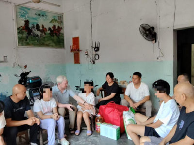 咸宁市市场监管局：汇聚各方慈善力量，助力寒门学子求学