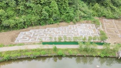【聚焦药姑山古瑶村提档升级②】垒石迷宫项目加速建设 匠心打造迎“国庆焕新”