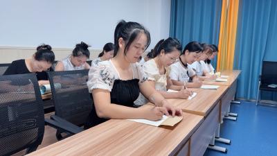 通城县黄源幼儿园举行推普周系列活动