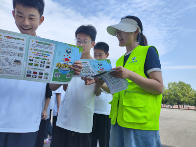 通城县隽水小学“开学第一课”：吹响禁毒号角 守护童真无毒‌