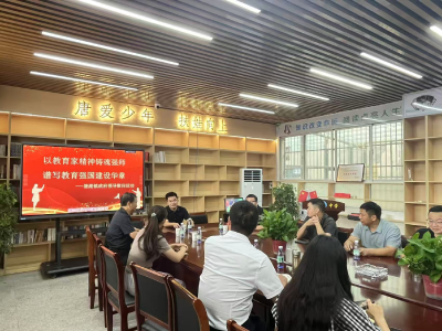 通城县塘湖镇：殷殷关怀暖人心 声声问候润心田