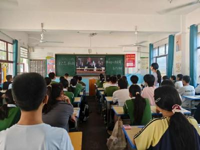 【大思政课】通城县沙堆中学：观纪念盛典 扬爱国之志