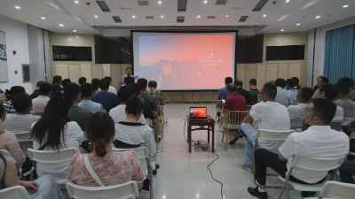 抗日战争历史纪录片《立马九岭》在通城黄龙山首映