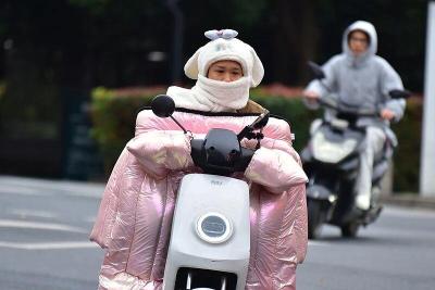 多穿点防感冒？感冒从来不是“冻”出来的！这些误区要注意 