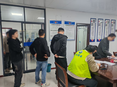 通城县隽水镇开展社区矫正人员尿检