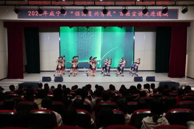 榜样故事汇聚奋进力量 | 2025年咸宁市“强国复兴有我”百姓宣讲走进通城  