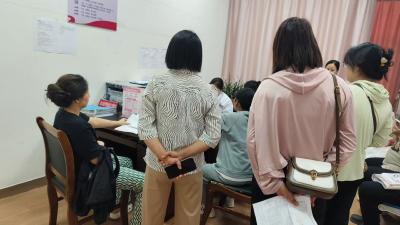 通城县马港镇：干群连心解民忧 屋场会议出民生温度