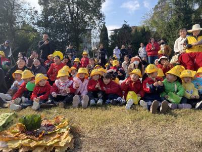 通城黄源幼儿园“落叶为衣”冬游会：亲子嗨玩，解锁冬日超甜记忆！