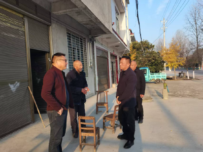 通城县四庄乡开展“禁毒、反诈、防艾”入户宣传，筑牢乡村安全防线