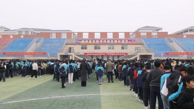 通城县开展反诈宣传与传染病防治宣讲进校园活动  