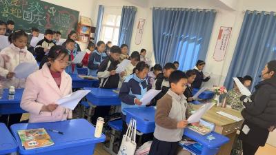 通城县九宫小学：宪法精神入童心 法治护航伴成长