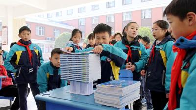 科技筑梦 畅想未来｜通城县实验学校举行第五届科技节活动