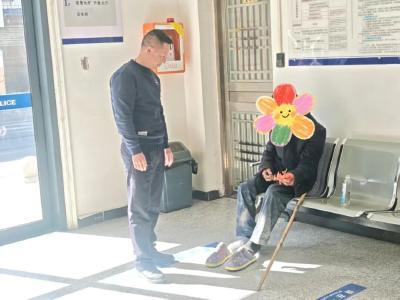 警民联动暖寒冬！通城公安温情救助迷路群众平安归家
