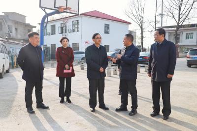 朱庆刚来通城调研人大工作