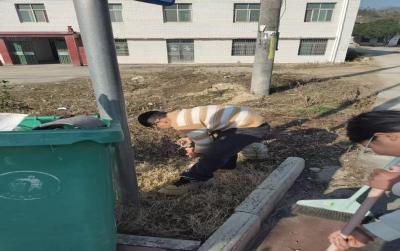 【清洁家园在行动】通城县五里镇湾头小学：清洁家园在行动  师生携手焕新颜