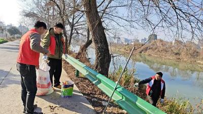 【清洁家园在行动】通城县沙堆镇港背村：青年干部“青”力而为  绘就乡村生态新画卷