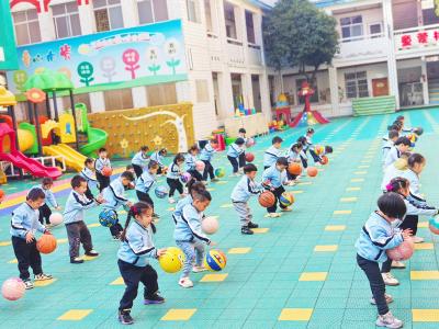 通城县实验幼儿园举办幼儿运动技能竞赛活动