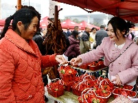 图集 | 湖北通城：赶集寻年味 人间烟火浓