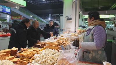 低温雨雪“冻”不住民生温度 通城县市场监督管理局专项检查筑牢价格防线