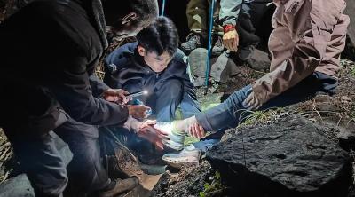 阳光下的守护 | 孩童扭伤困深山 通城民警救援暖人心