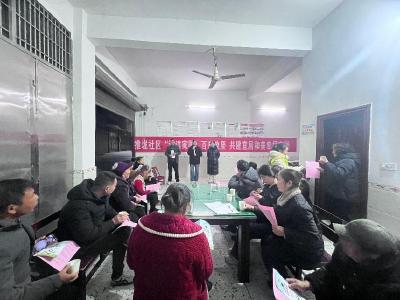 【清洁家园在行动】通城县马港镇：干群齐心“净”全力 绘就和美乡村新画卷