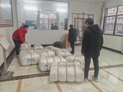 通城县石南镇：抢前抓早备物资 暖心护航保民生