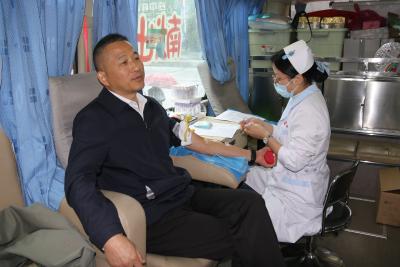 通城县马港镇：热血聚爱心  真情暖金秋